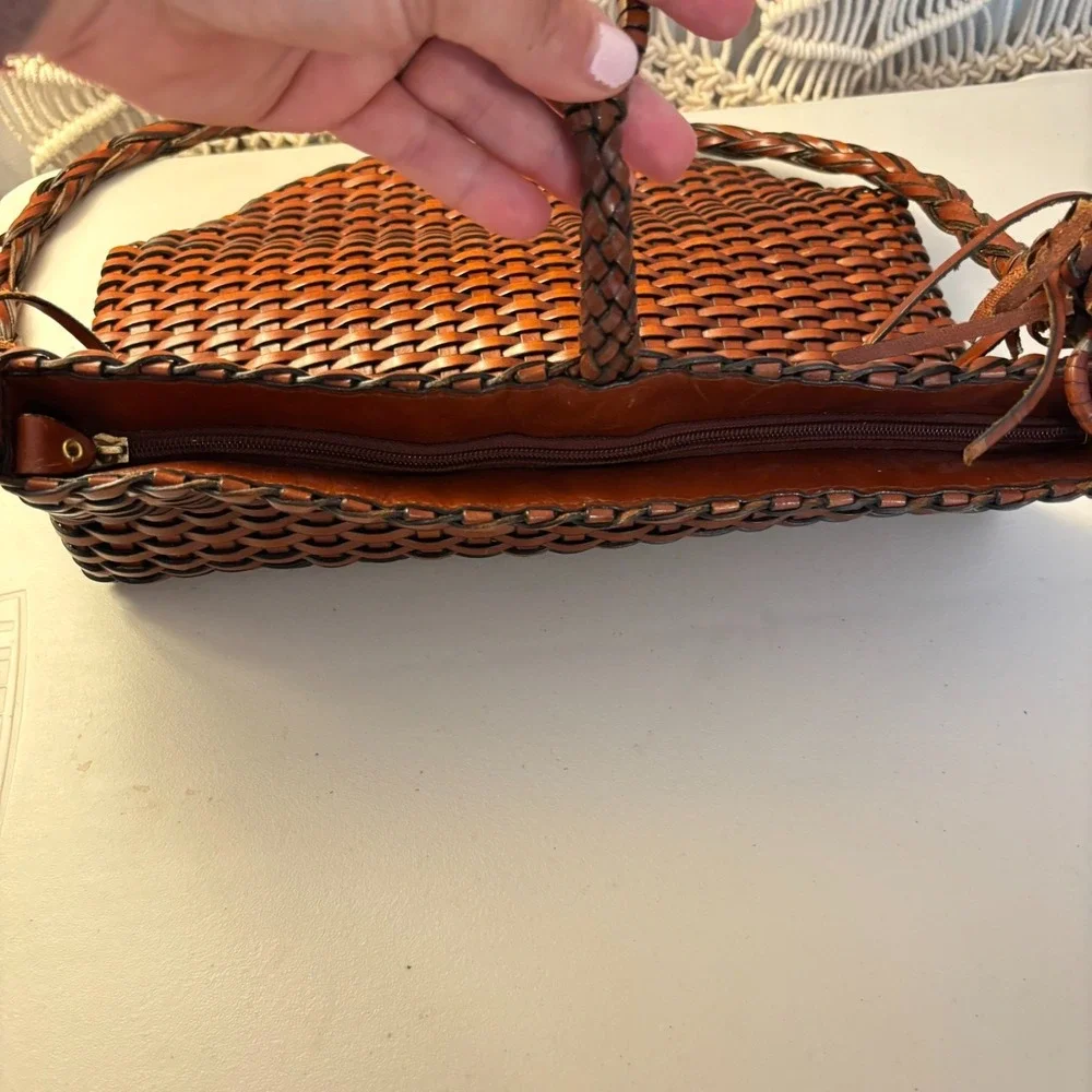 VTG BONANI Basket Weave Leather Crossbody Shoulder Bag‎ Purse Boho Unique